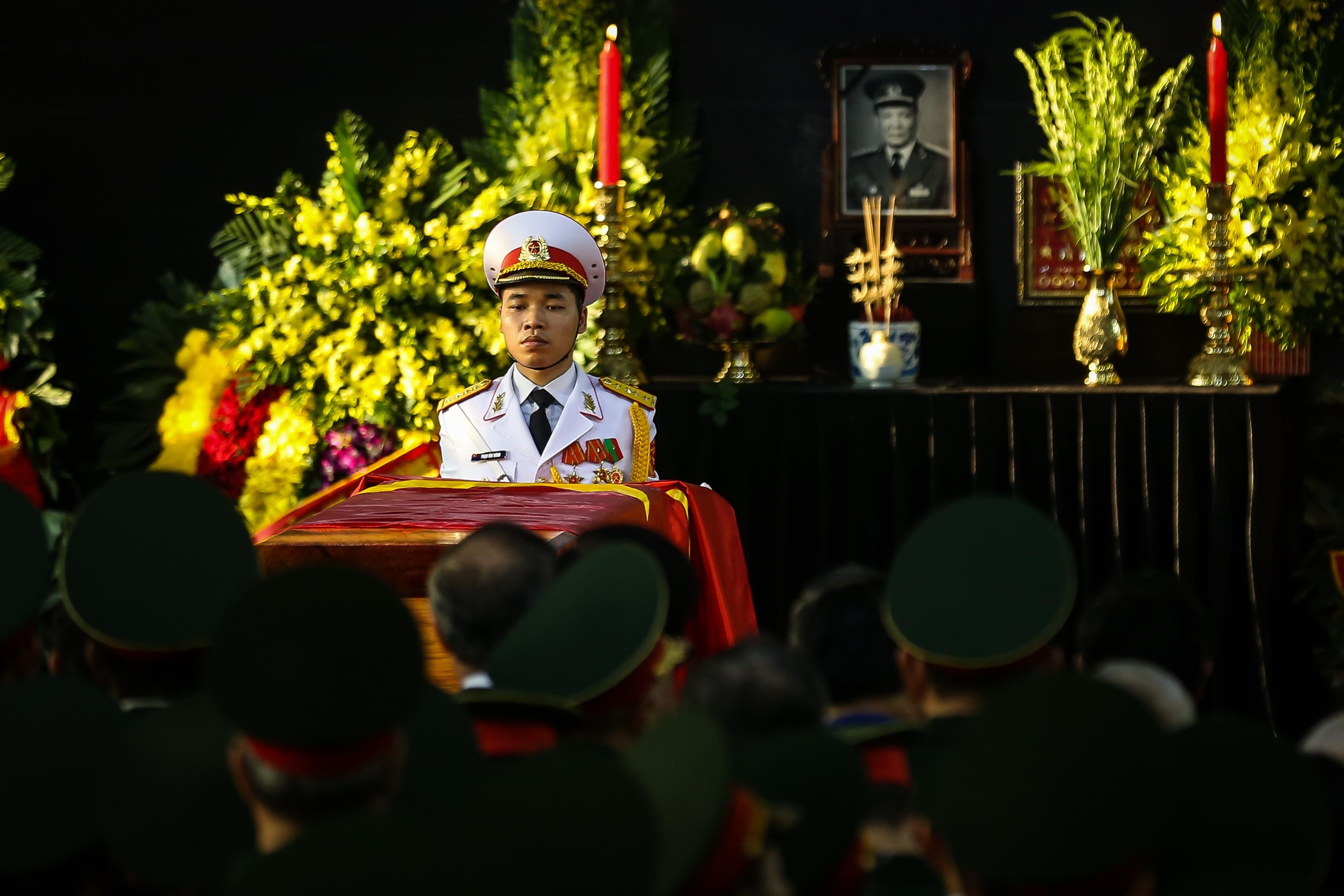 phut xuc dong khi dai tuong Le Duc Anh ve noi an nghi cuoi cung anh 6