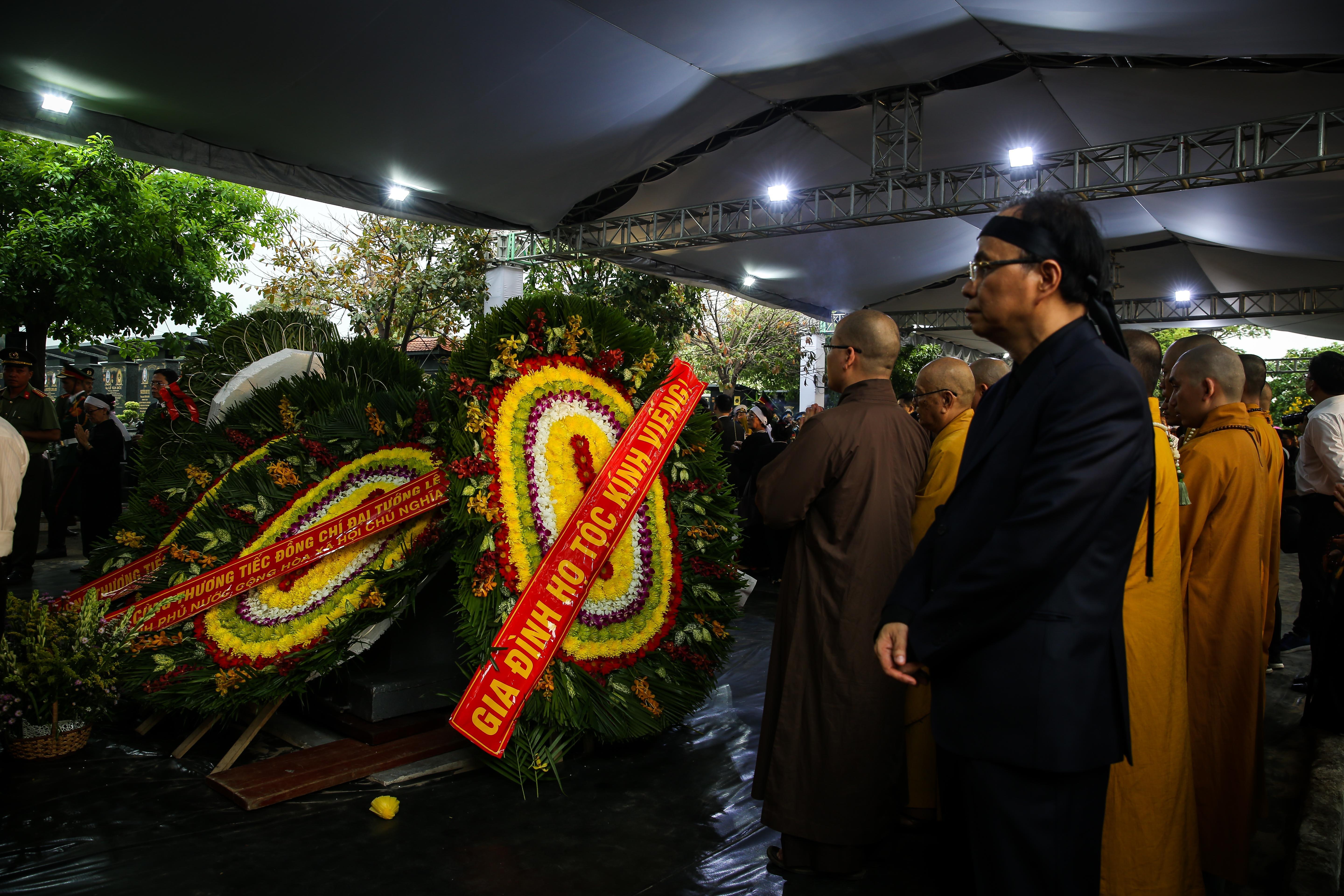 phut xuc dong khi dai tuong Le Duc Anh ve noi an nghi cuoi cung anh 16