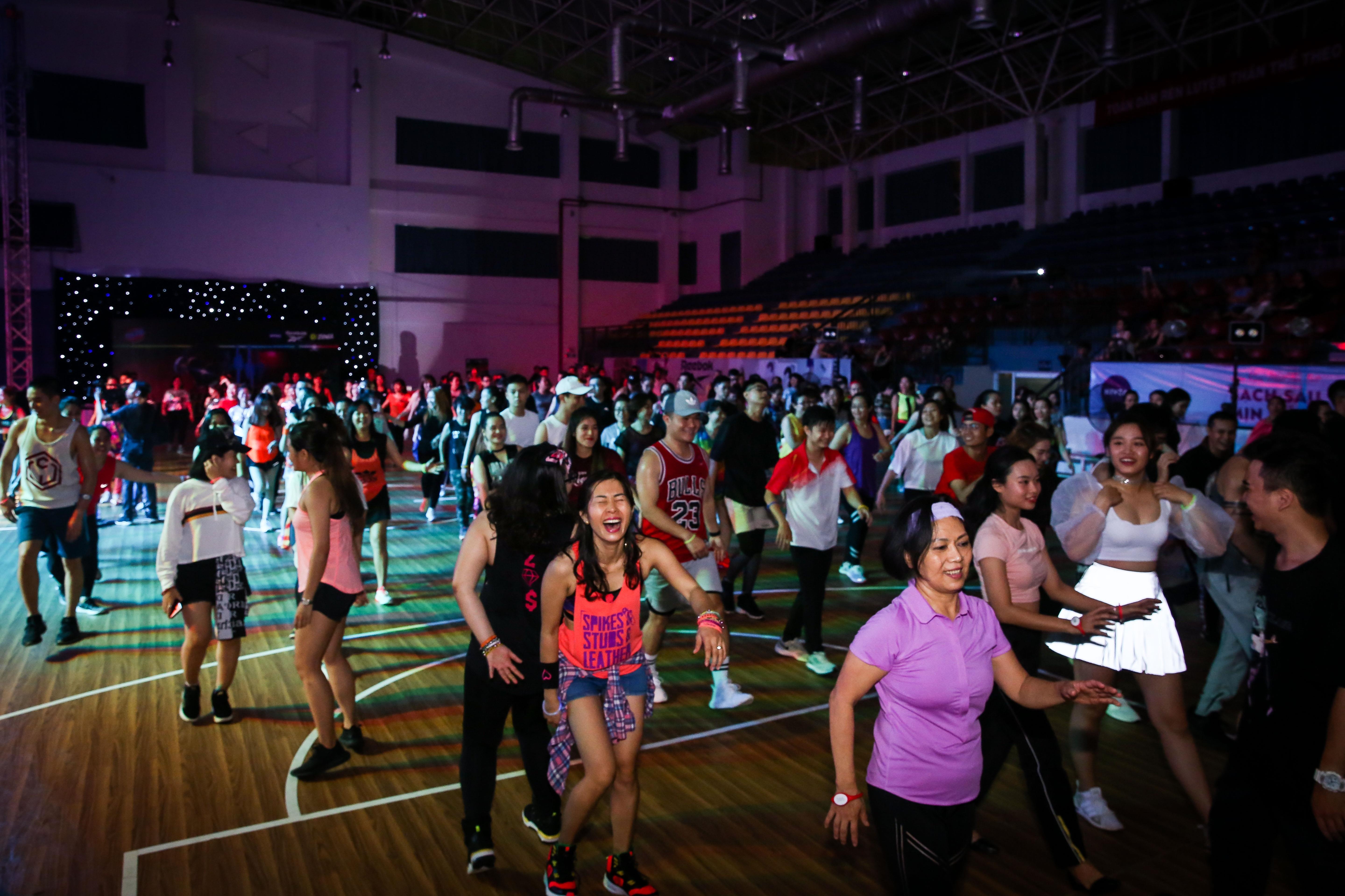 Dai tiec zumba dau tien o sai gon anh 7