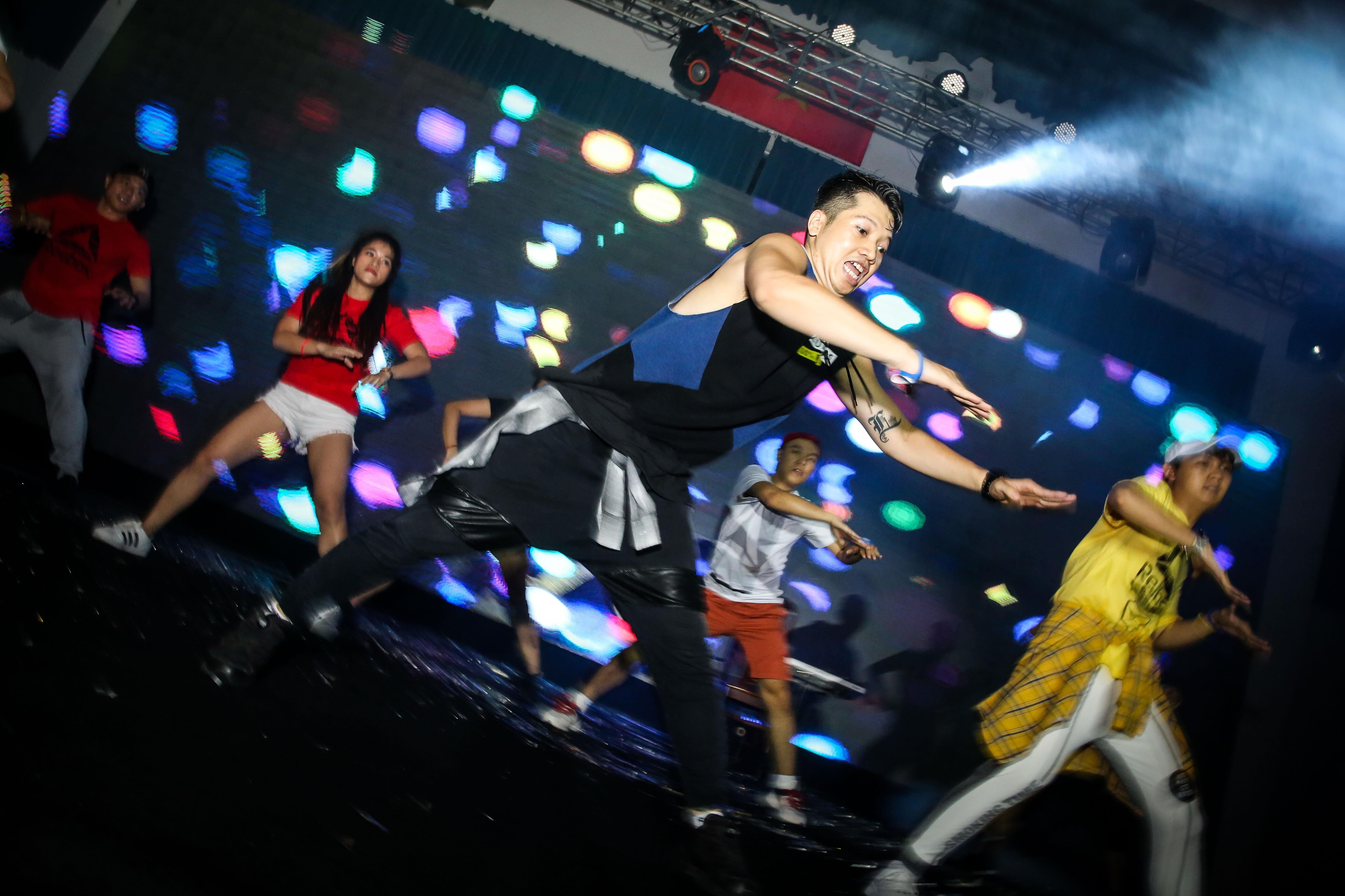 Dai tiec zumba dau tien o sai gon anh 10