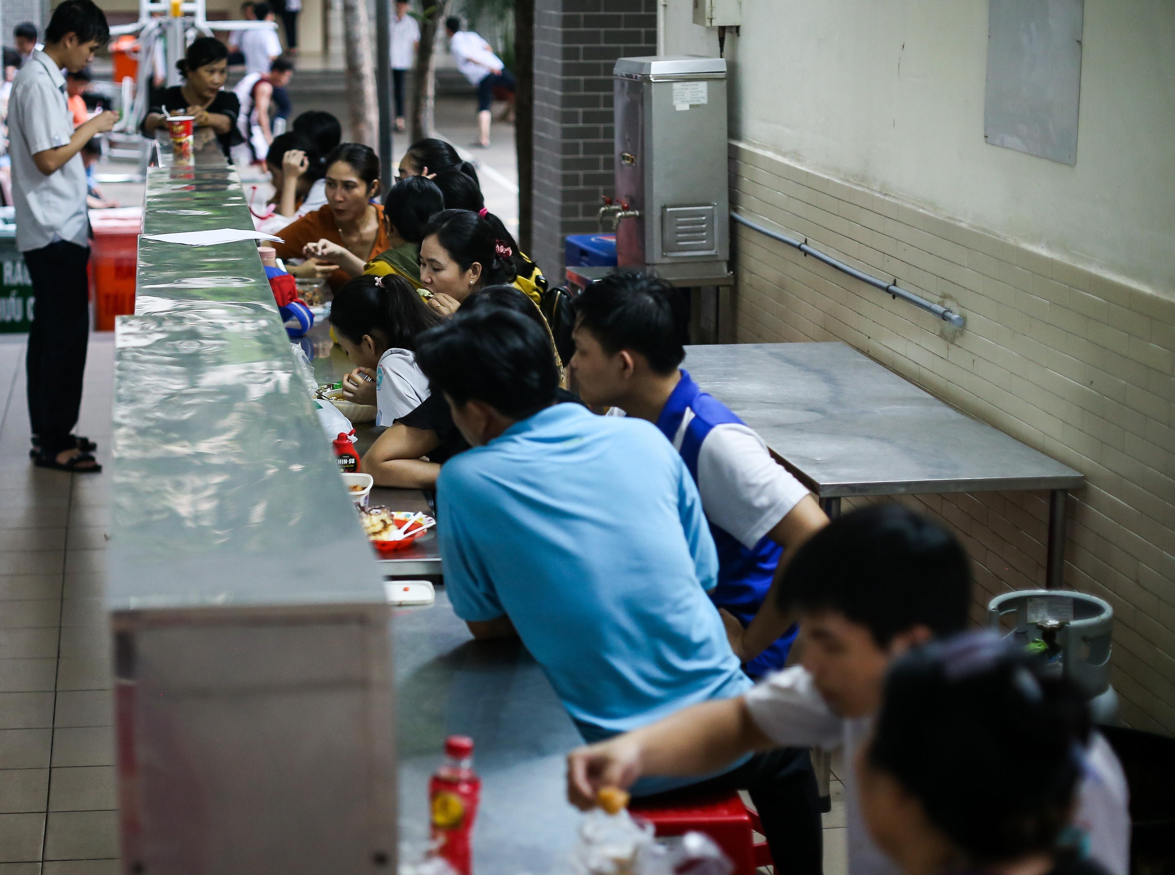 thi THPT quốc gia 2019 ảnh 26 thi THPT quoc gia 2019 anh 26