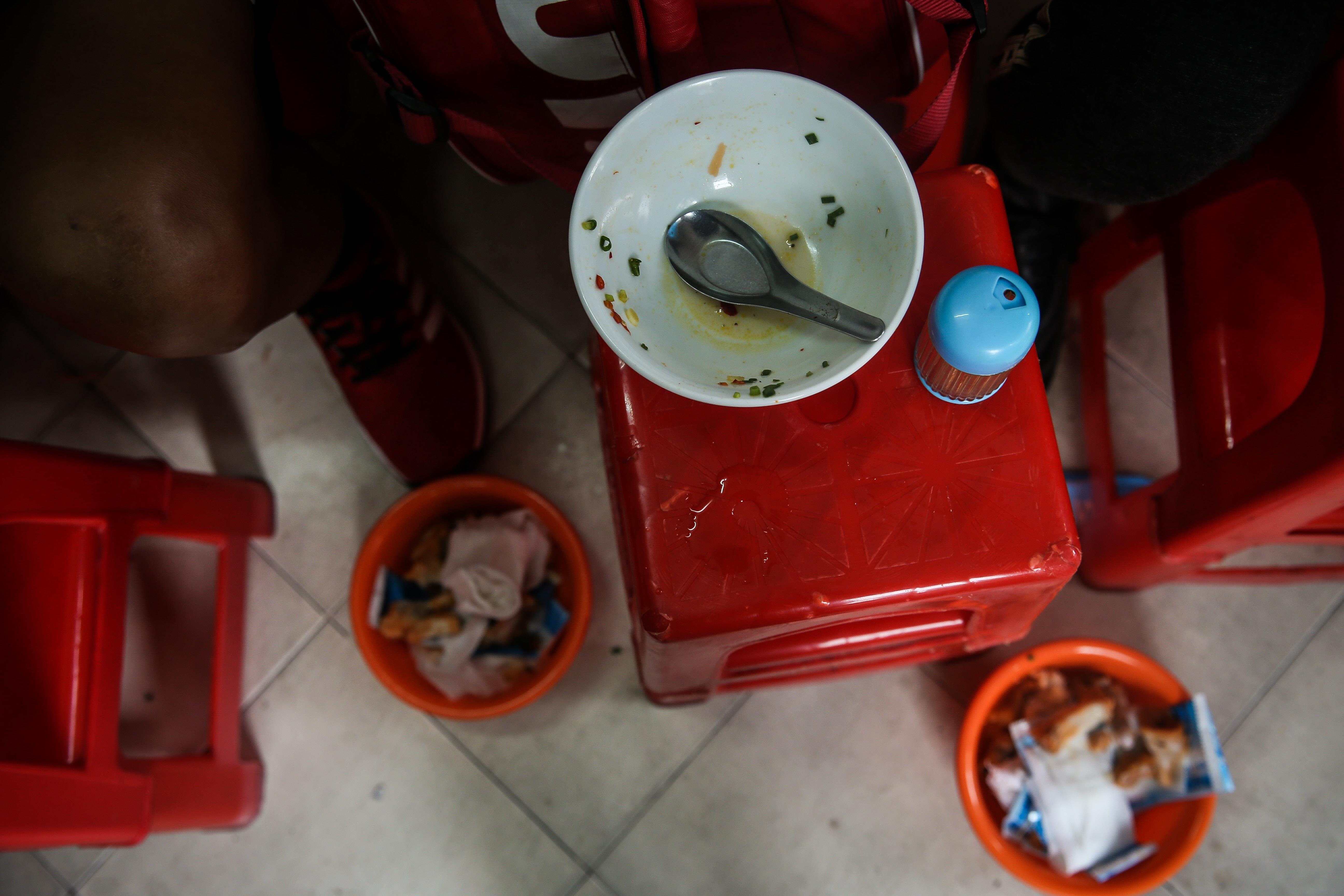 Quan banh canh Nguyen Phi Khanh Sai Gon anh 12