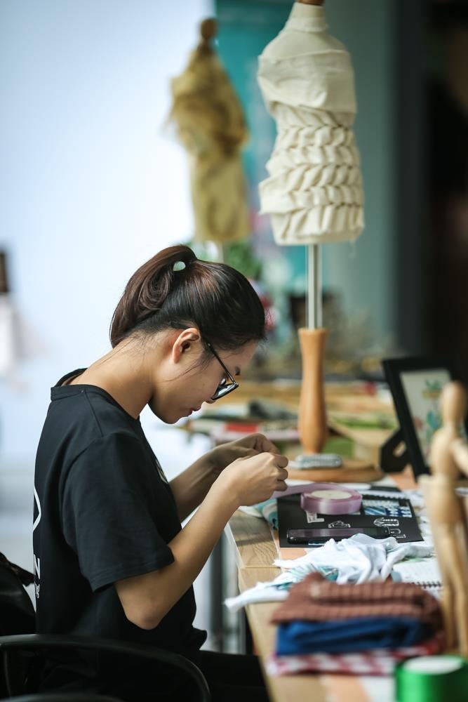 dinh nghia lai sai gon qua doi mat cua nguoi tre anh 9