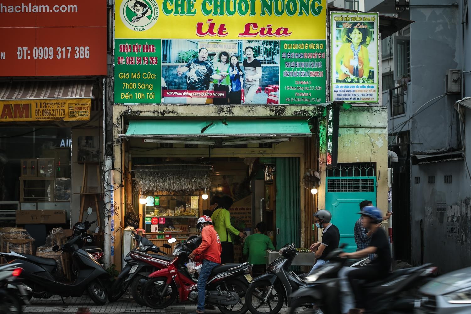 tiem chuoi nuong doanh thu hon chuc trieu moi ngay o sai gon anh 7