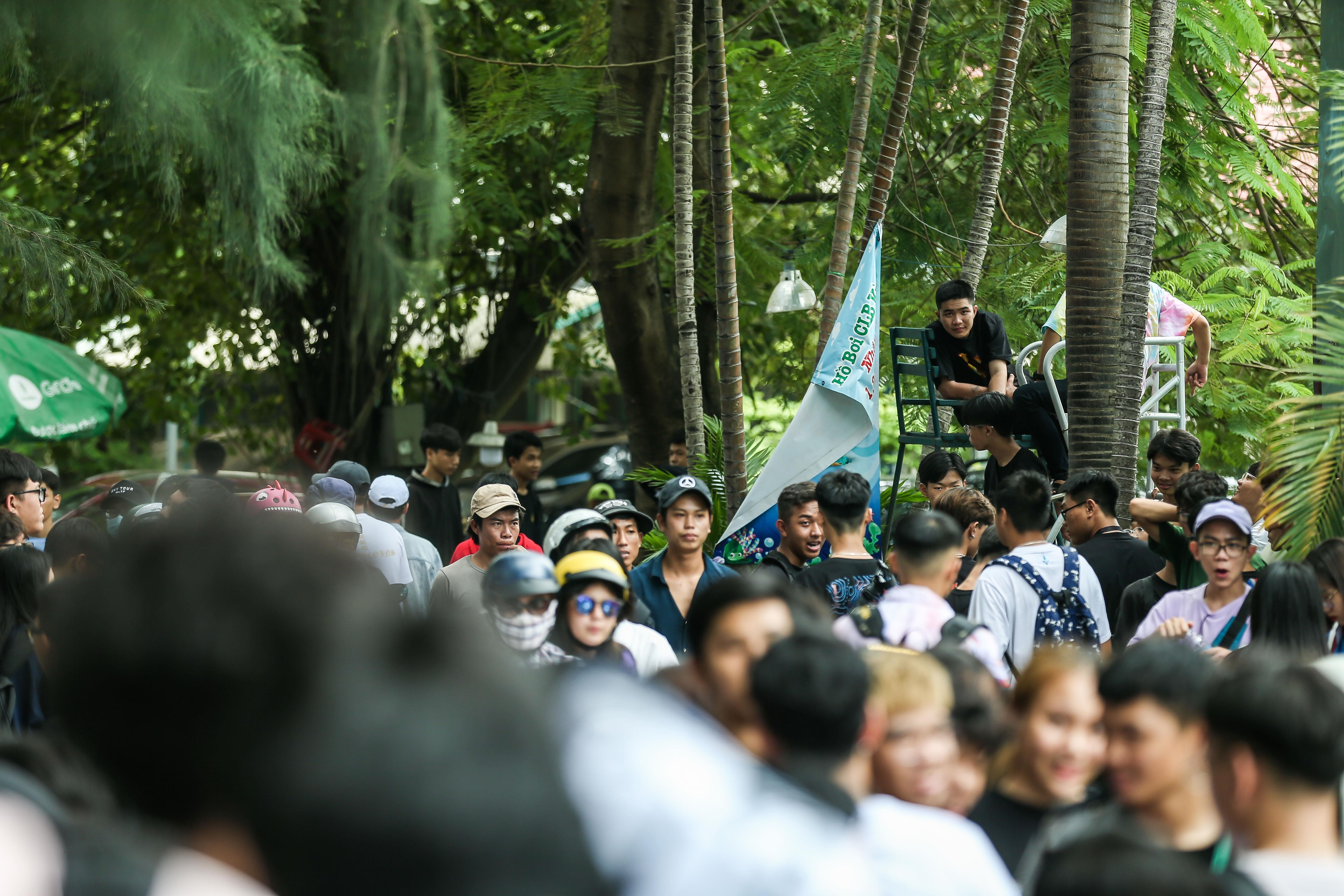 Can canh phien cho chat lu ‘ngon’ tien trieu cua gioi tre Viet anh 15