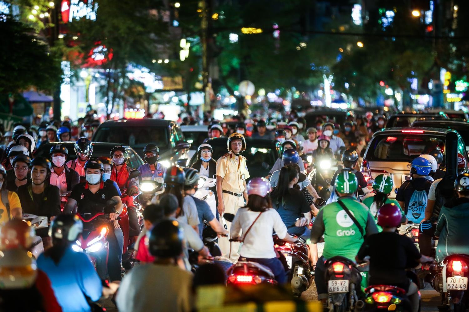 noi am anh ket xe duong xo viet nghe tinh anh 14