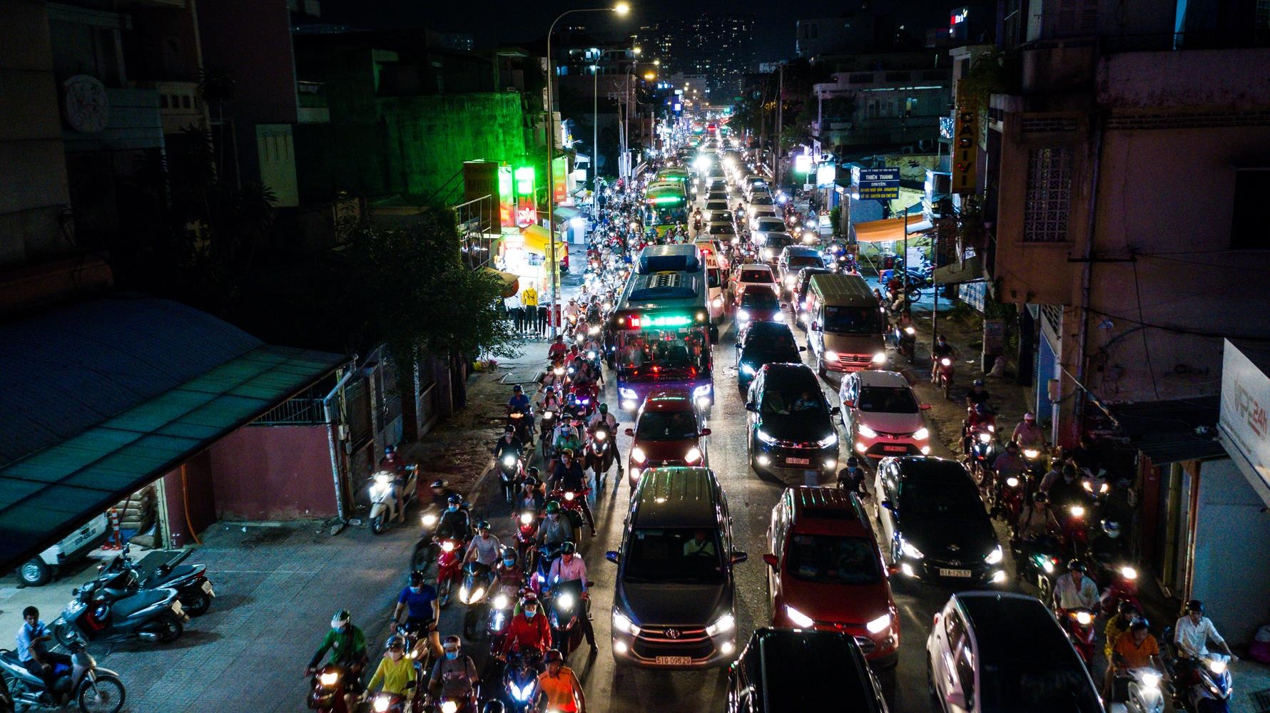 noi am anh ket xe duong xo viet nghe tinh anh 7