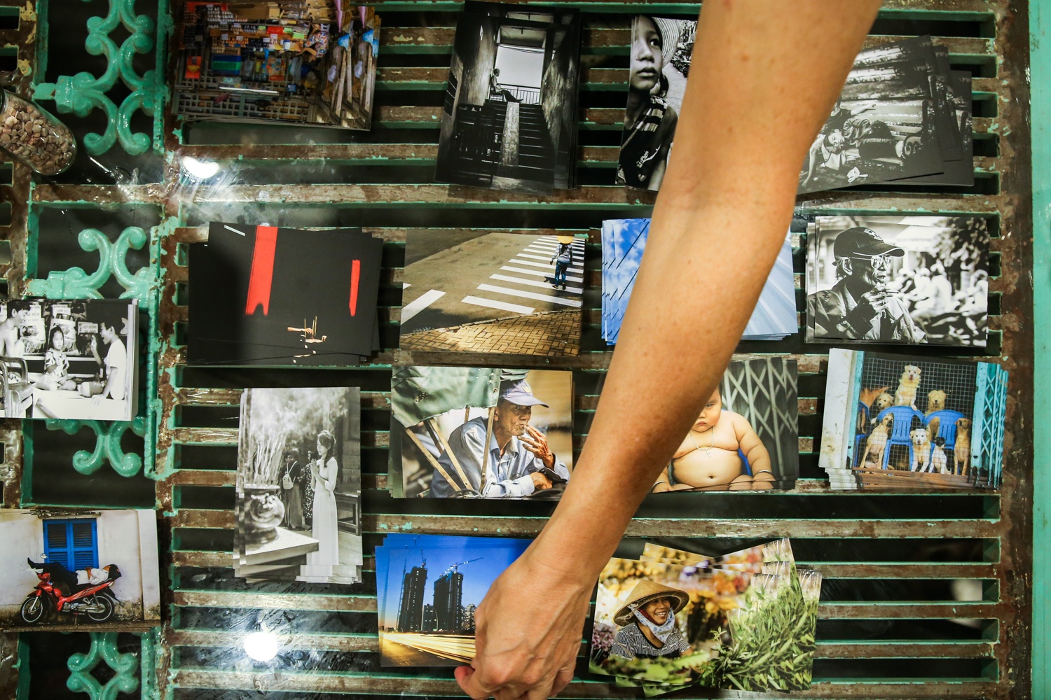 nhip song sai gon qua doi mat cua nhung nguoi nuoc ngoai anh 1