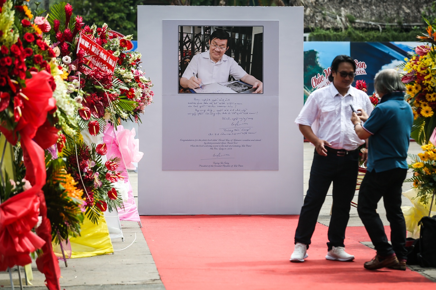 bien dao dat nuoc dep me hon qua ong kinh cua gian thanh son anh 4