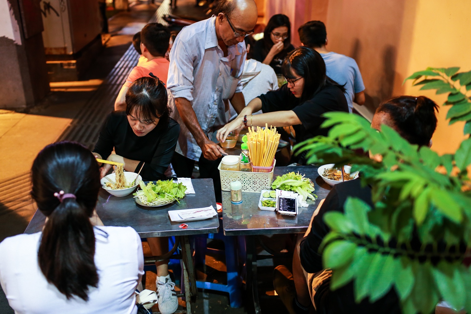 tiem hu tiu my tho hut khach hon 70 nam giua trung tam sai gon anh 8