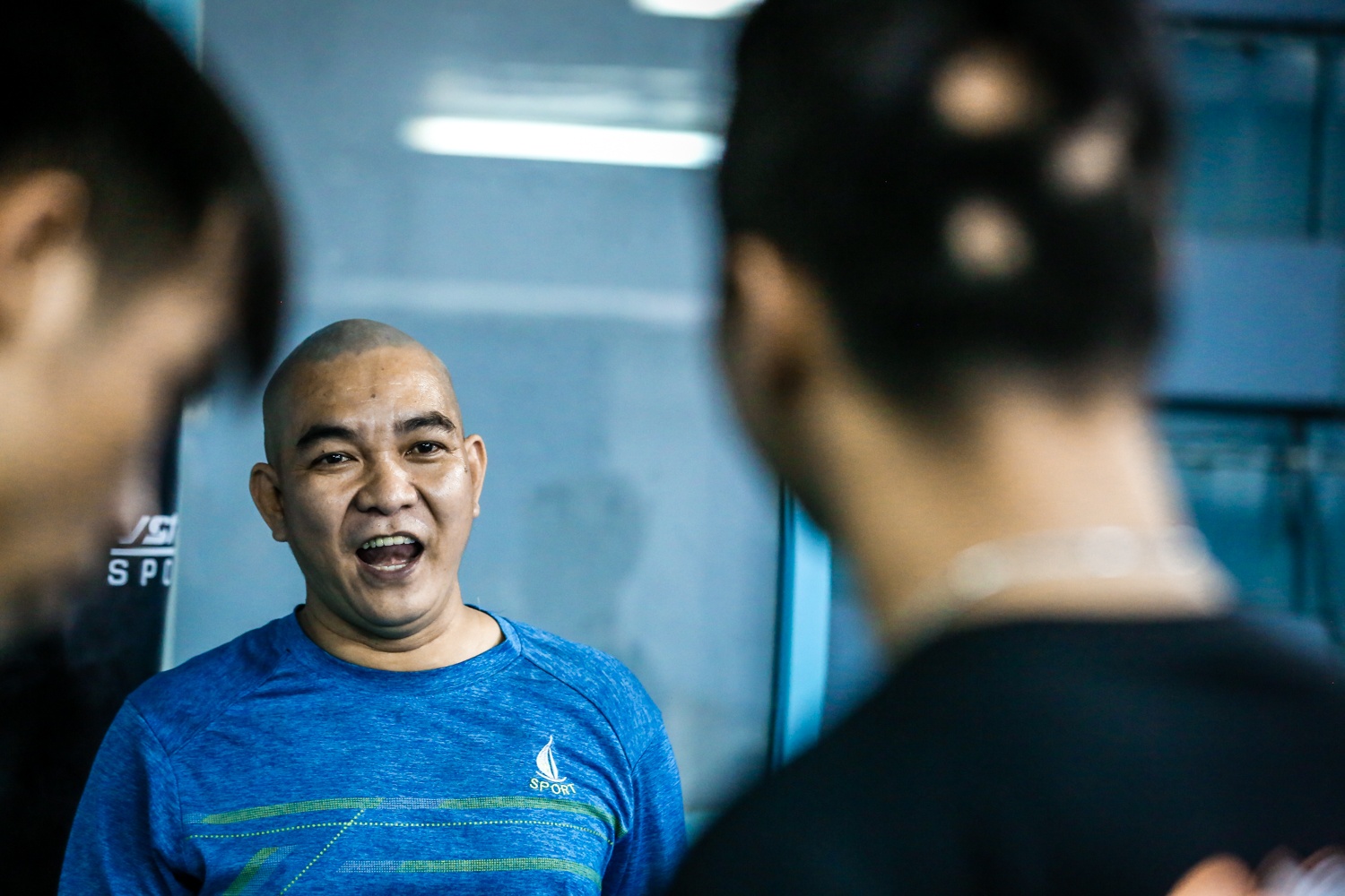 vo duong giup nguoi tat nguyen tap van dong anh 1