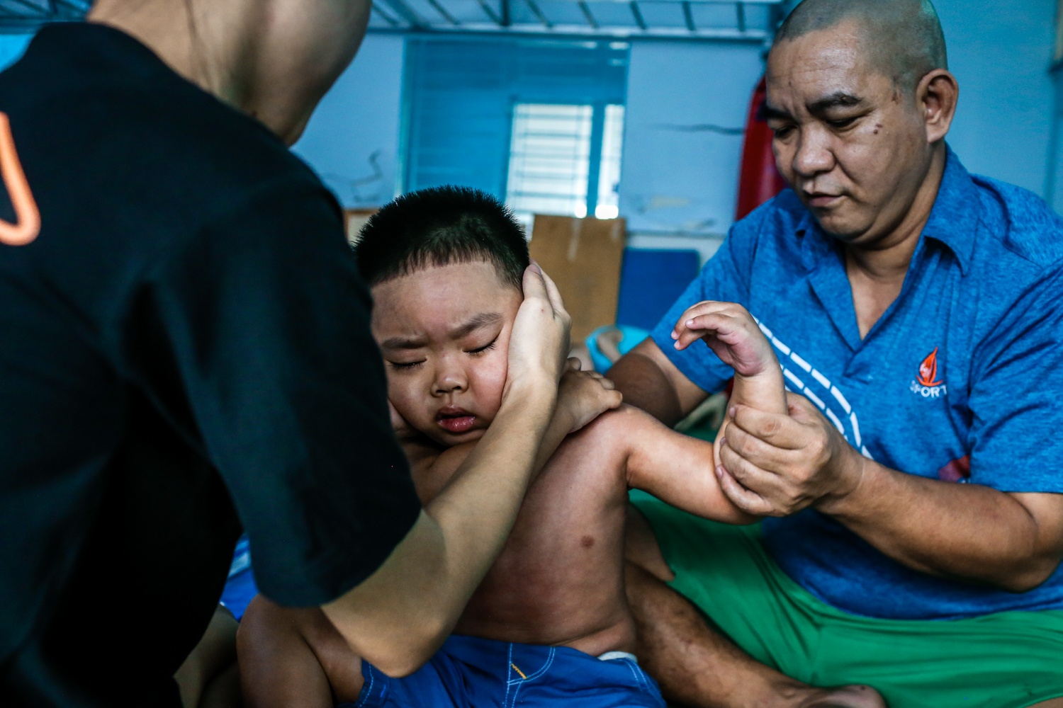 vo duong giup nguoi tat nguyen tap van dong anh 10