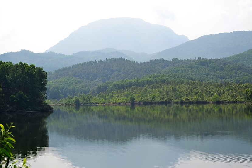Nui Chua va nhung huyen thoai noi xu Quang hinh anh