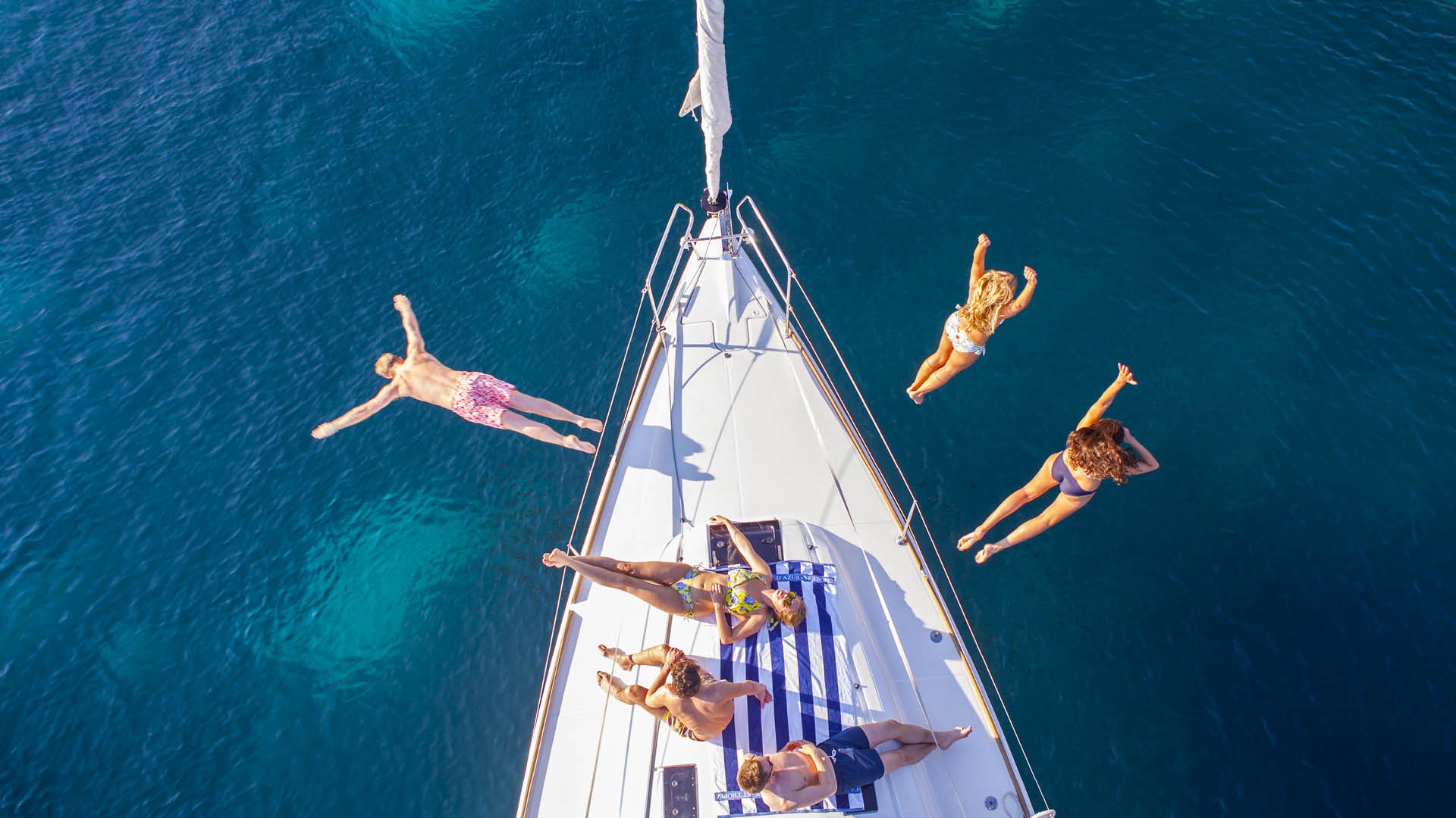 Nhung goi y hay cho nguoi du lich mot minh anh 1