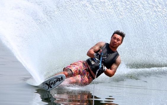 Luot song o Seoul hay truot patin o Paris, ban co dam thu? hinh anh