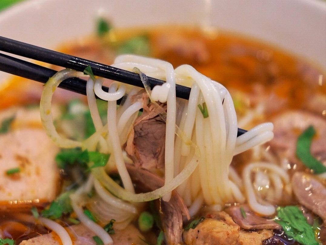 7 quan bun bo Hue may thap ky danh tieng o Sai Gon hinh anh