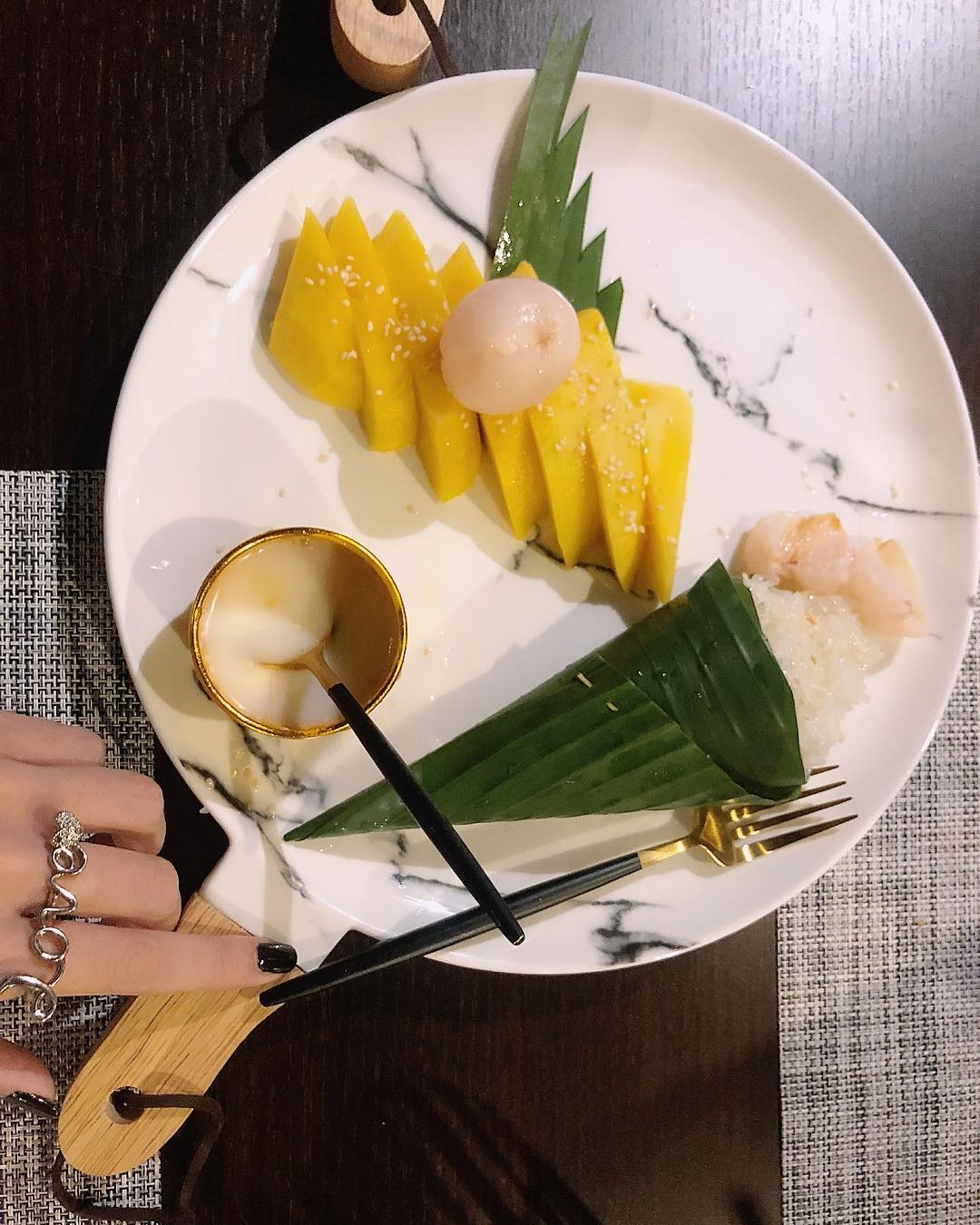 an mon thai o sai gon anh 2