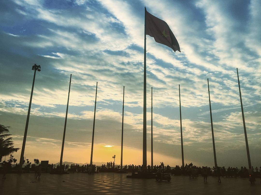 ngam nguyet thuc dai nhat the ky 21 o dau anh 28