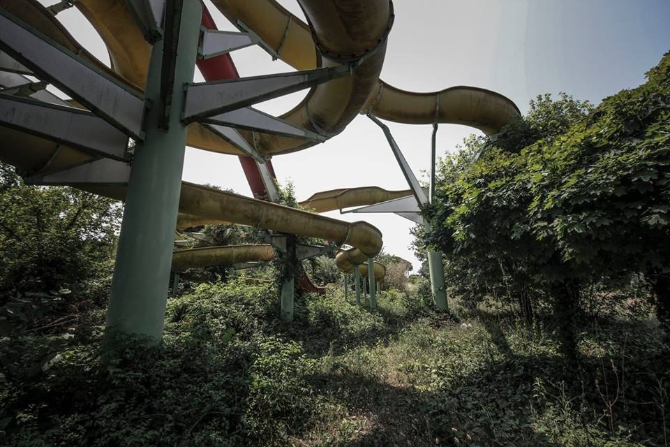 cong vien nuoc bi bo hoang tren the gioi anh 9