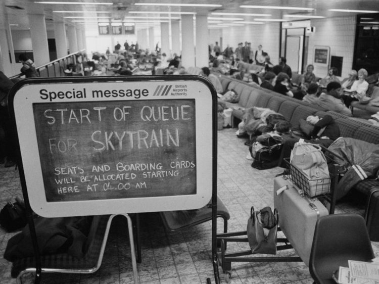 san bay xua va nay anh 1