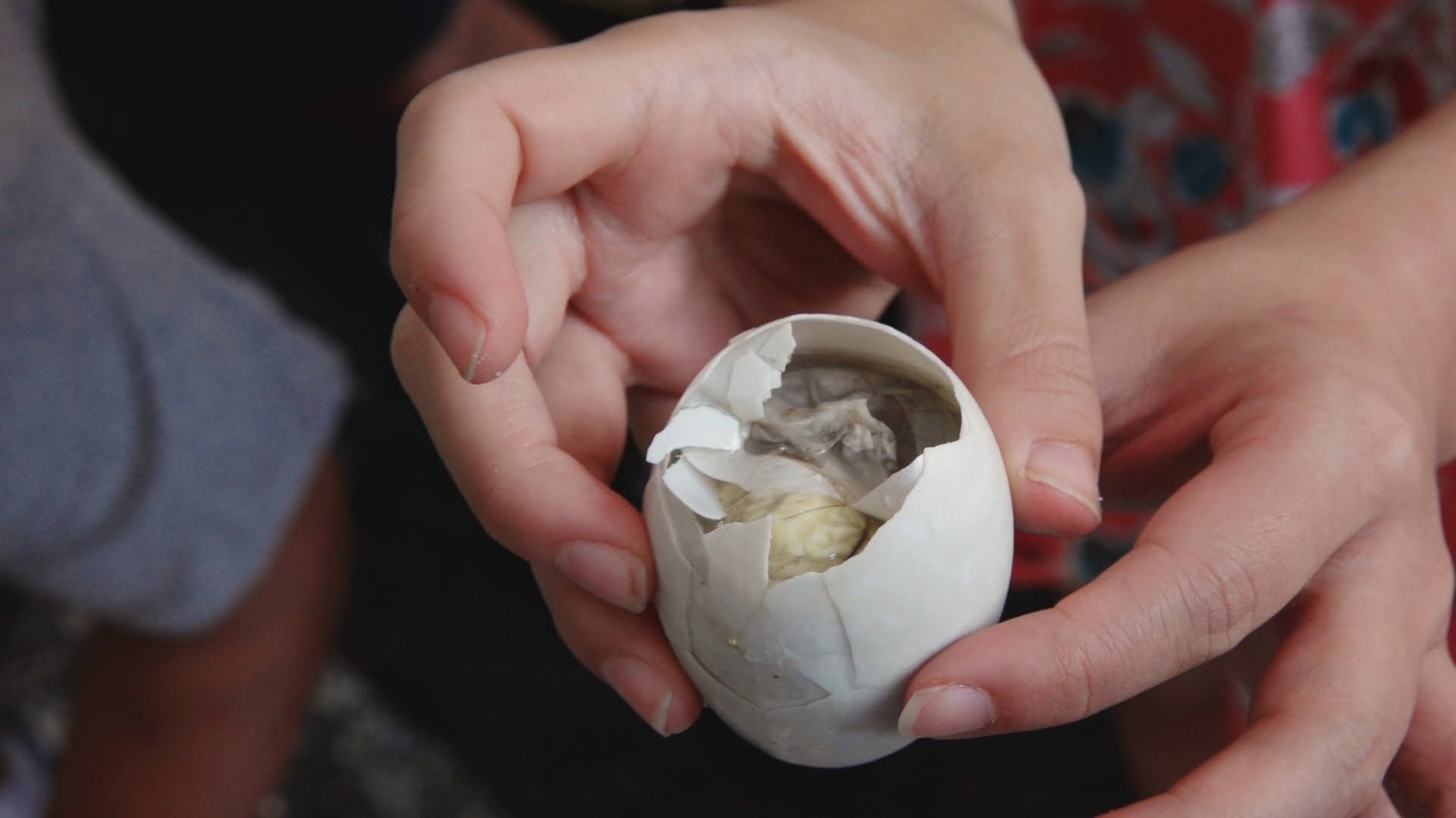 thuc an tren may bay anh 3