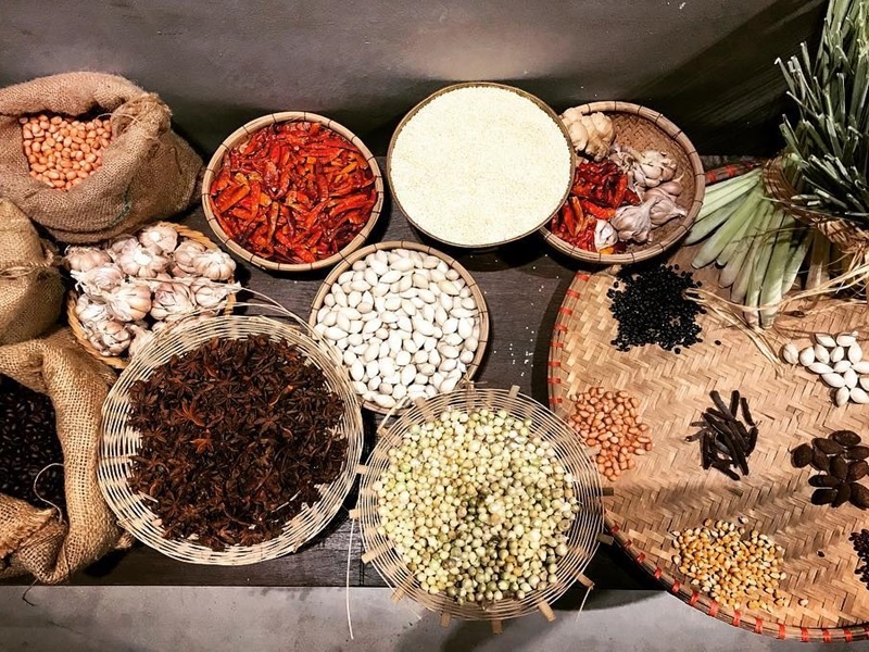 Am thuc xu Quang khong the thieu nhung gia vi dac biet nao? hinh anh