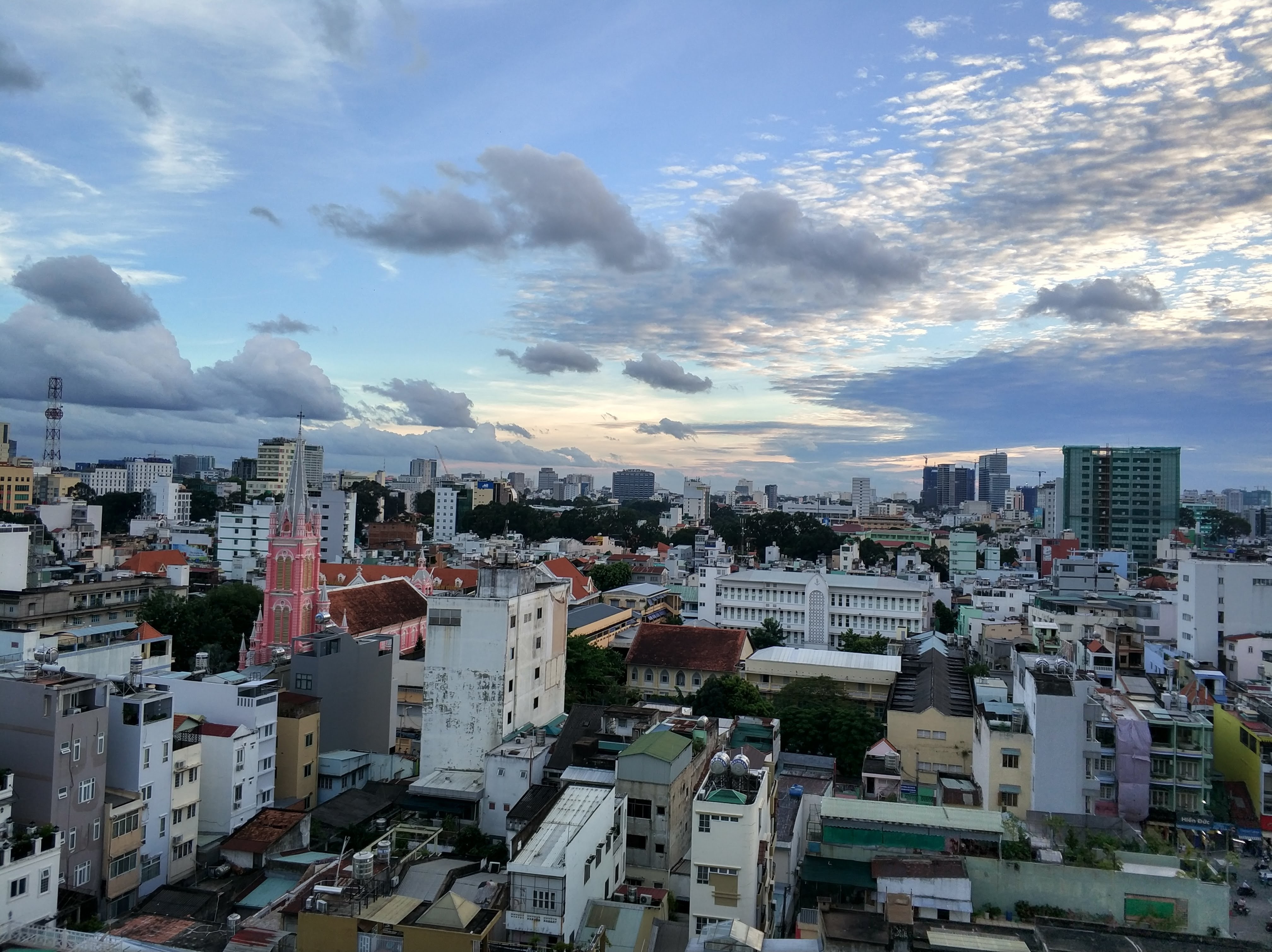 ca phe ngam sai gon tu tren cao anh 25