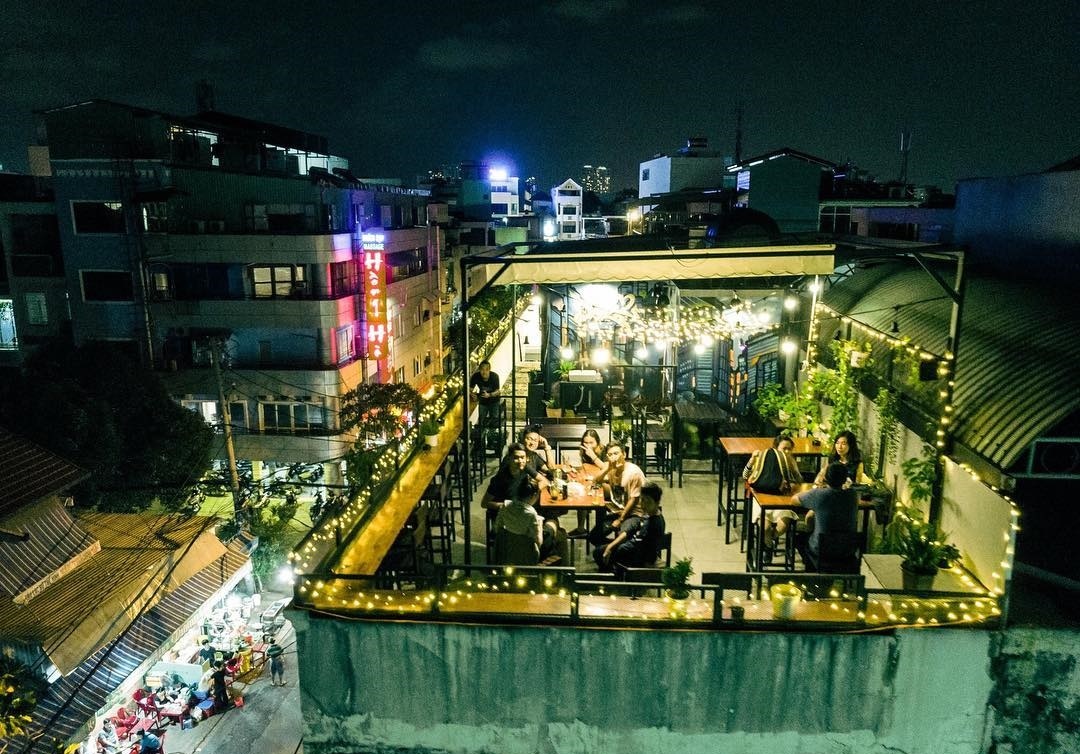 ca phe ngam sai gon tu tren cao anh 16