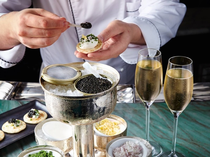 Vi sao trung ca tam muoi caviar thuoc loai dat nhat the gioi? hinh anh