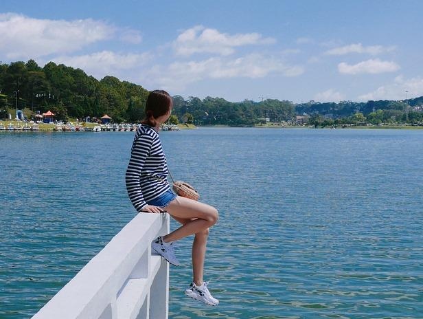 Ai la nguoi dat ten ho Xuan Huong o Da Lat? hinh anh