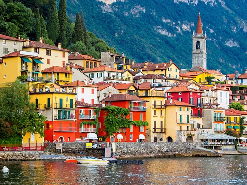 Mot thoang Varenna, ngoi lang tho mong soi bong ben ho o Italy hinh anh