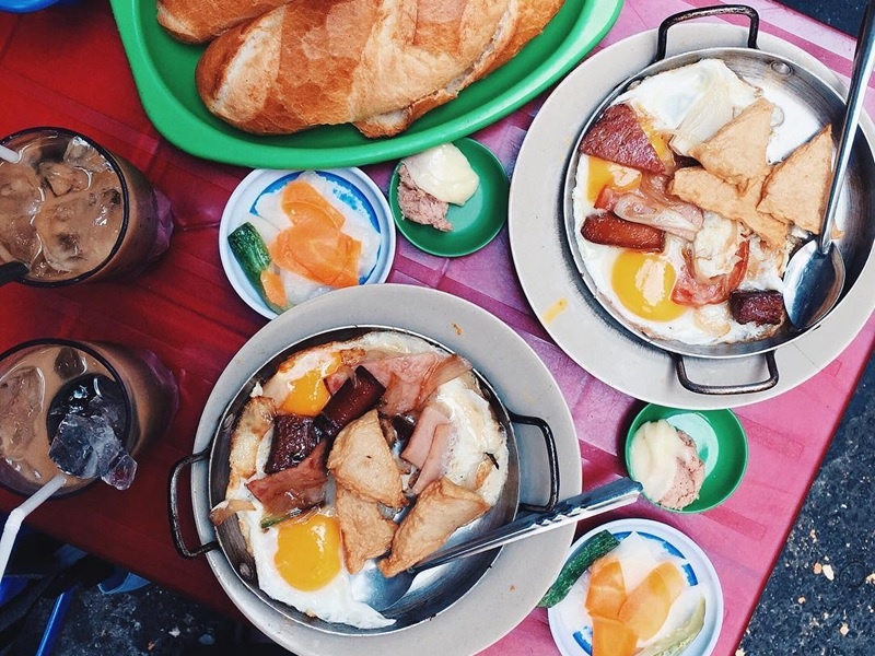 3 quan banh mi chao hap dan o TP.HCM cho bua sang day nang luong hinh anh