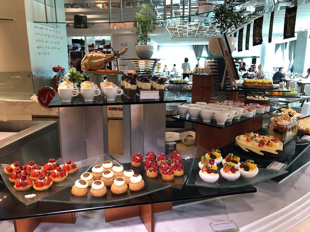 buffet sang chảnh ở tp.hcm ảnh 2 buffet sang chanh o tp.hcm anh 2