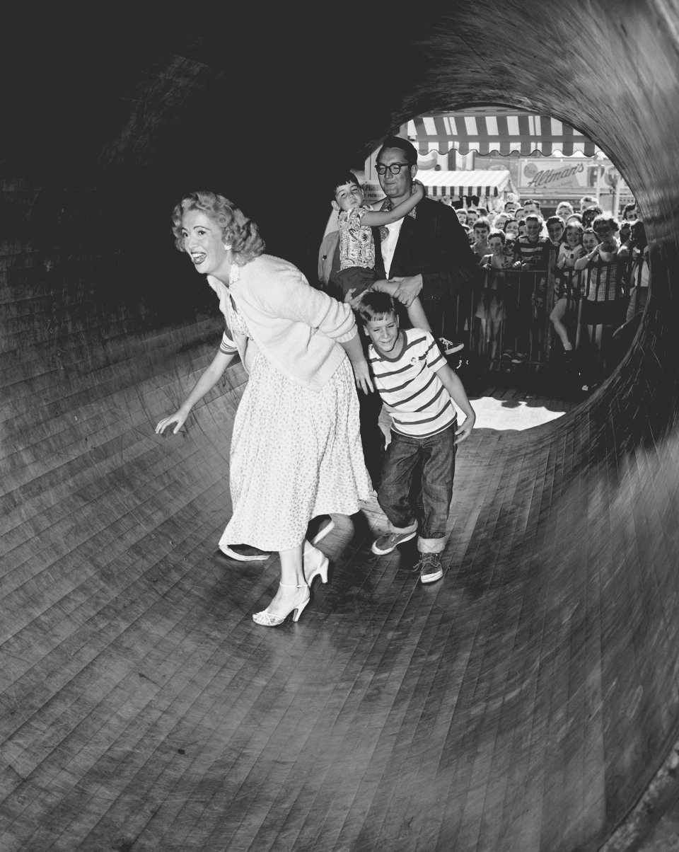 cong vien giai tri o my anh 13