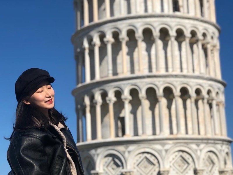 Vi sao thap Pisa noi tieng o Italy lai nghieng? hinh anh