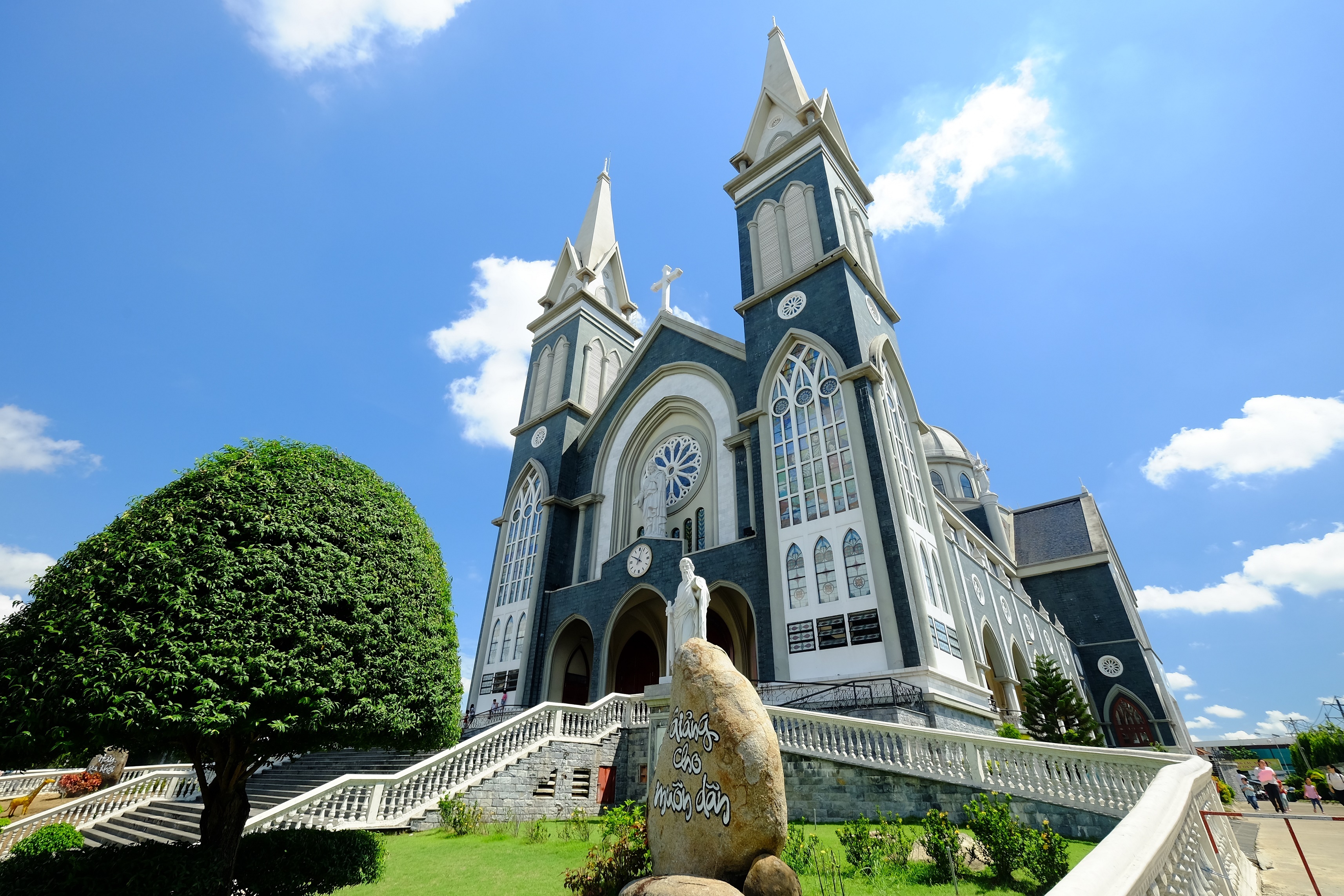 chua ba binh duong anh 5