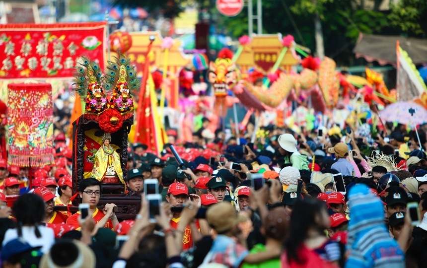 chua ba binh duong anh 4