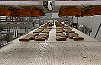 Banh mi chuoi va chocolate pho bien o My duoc san xuat the nao? hinh anh