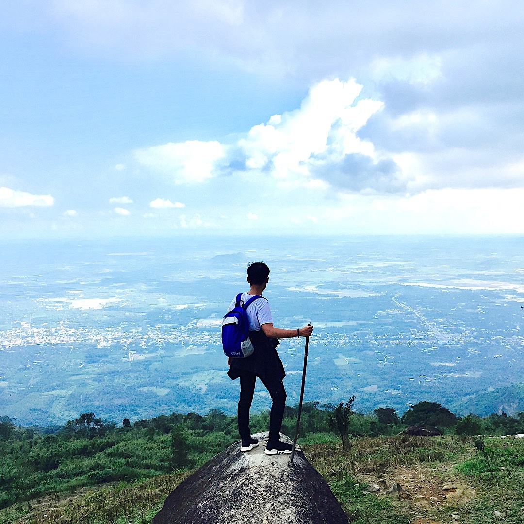 van mieu tran bien nam o dau anh 3