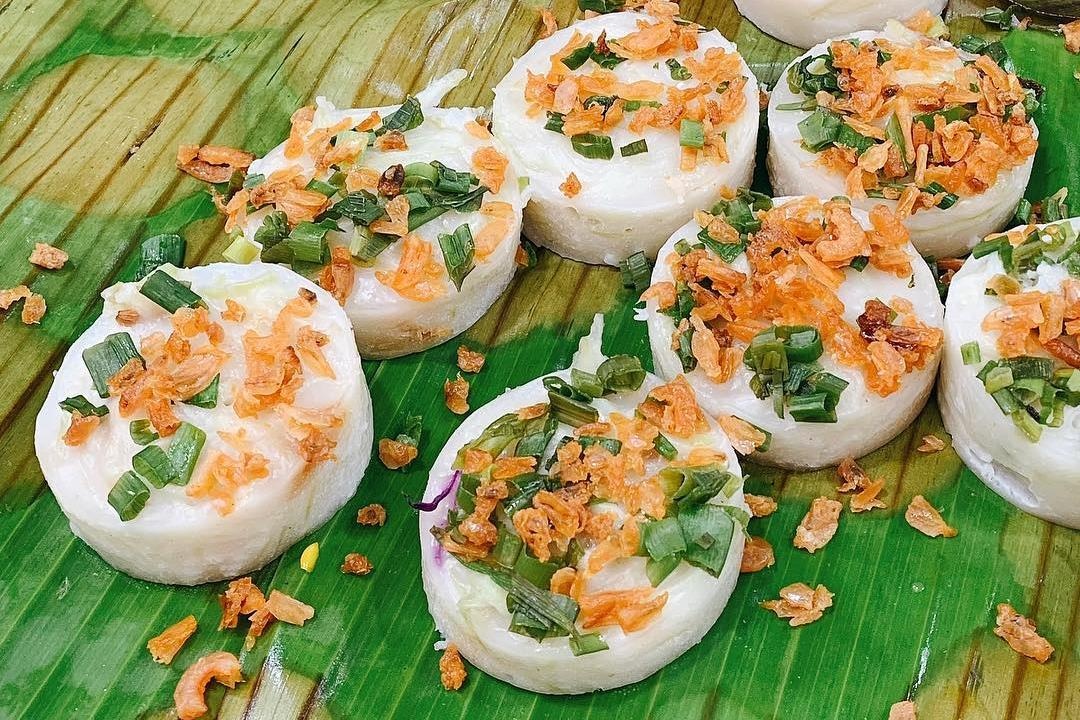 Banh bau la mon ngon o tinh mien Tay nao? hinh anh