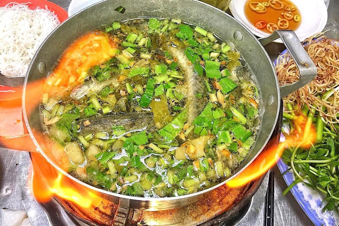 Khu vuc co nhieu quan lau ca keo o TP.HCM hinh anh