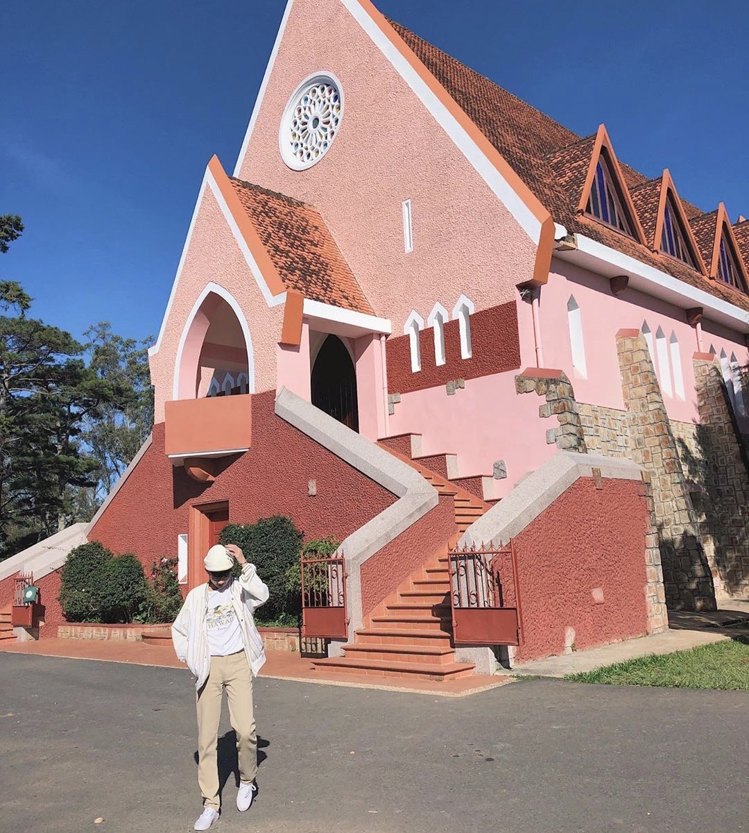 nha tho mau hong anh 7