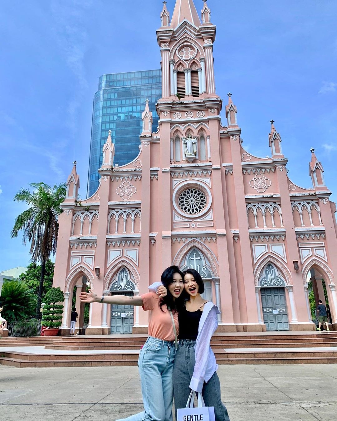 nha tho mau hong anh 4