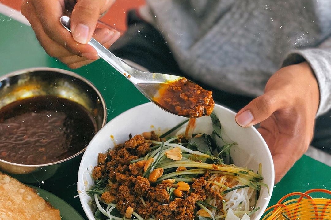 7 mon bun, banh canh dac trung o Nam Trung Bo hinh anh