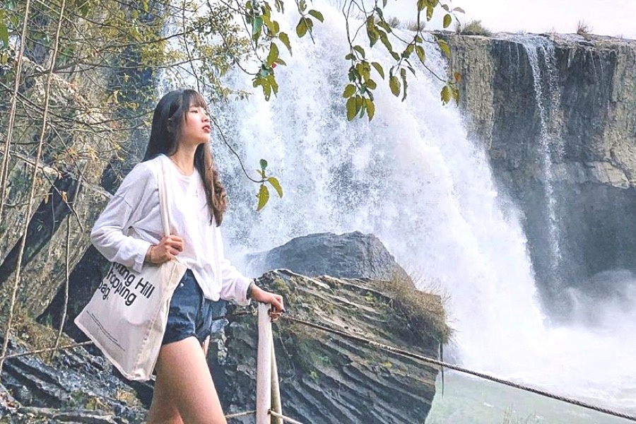 Thac nuoc o Dak Lak ket hop tu song Cai, song Duc hinh anh