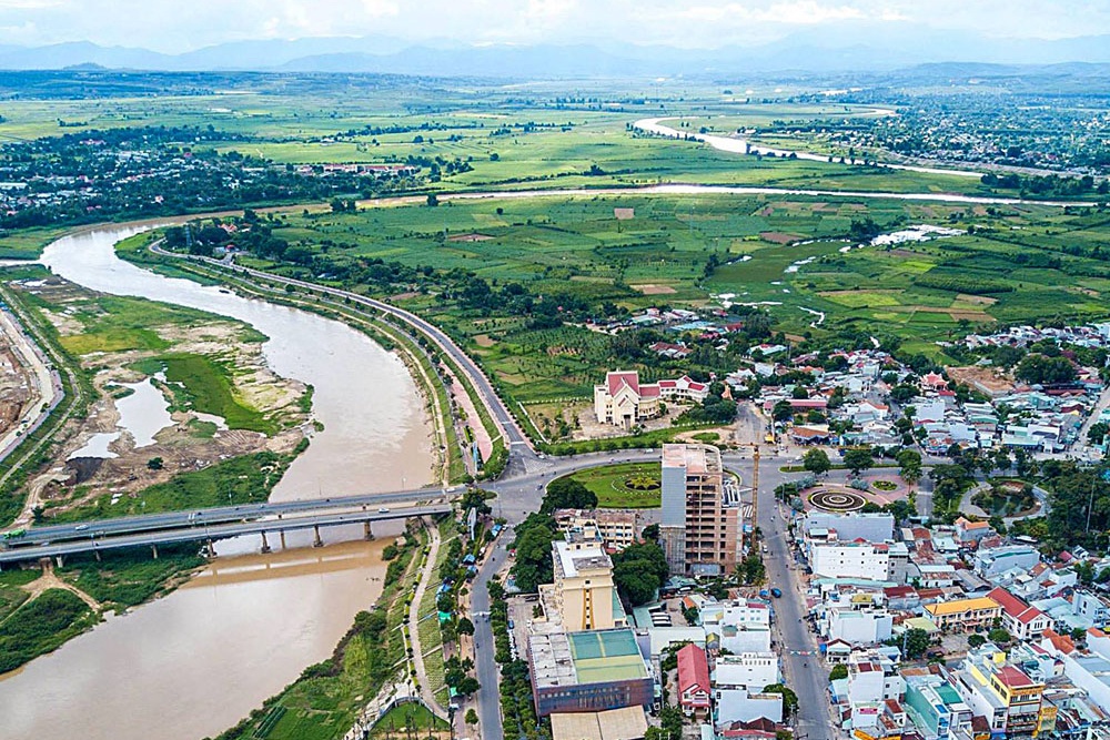 Dong song va ngon nui nao co trong logo tinh Kon Tum? hinh anh
