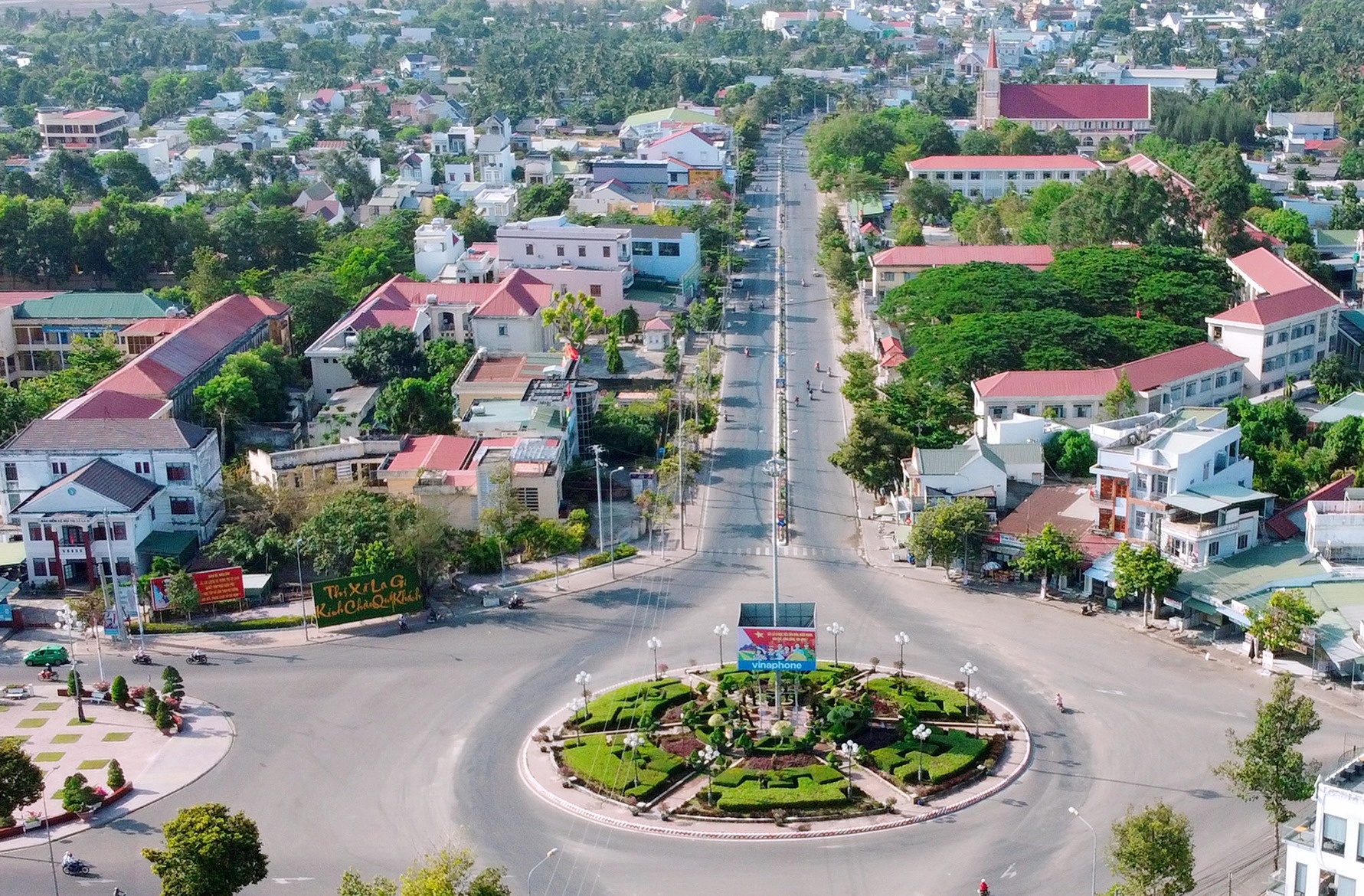 thi xa co ten ngan nhat viet nam anh 4