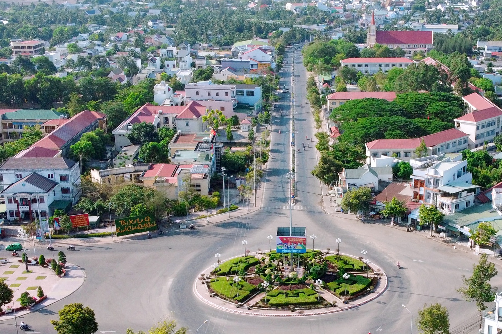 Thi xa co ten ngan nhat Viet Nam hinh anh