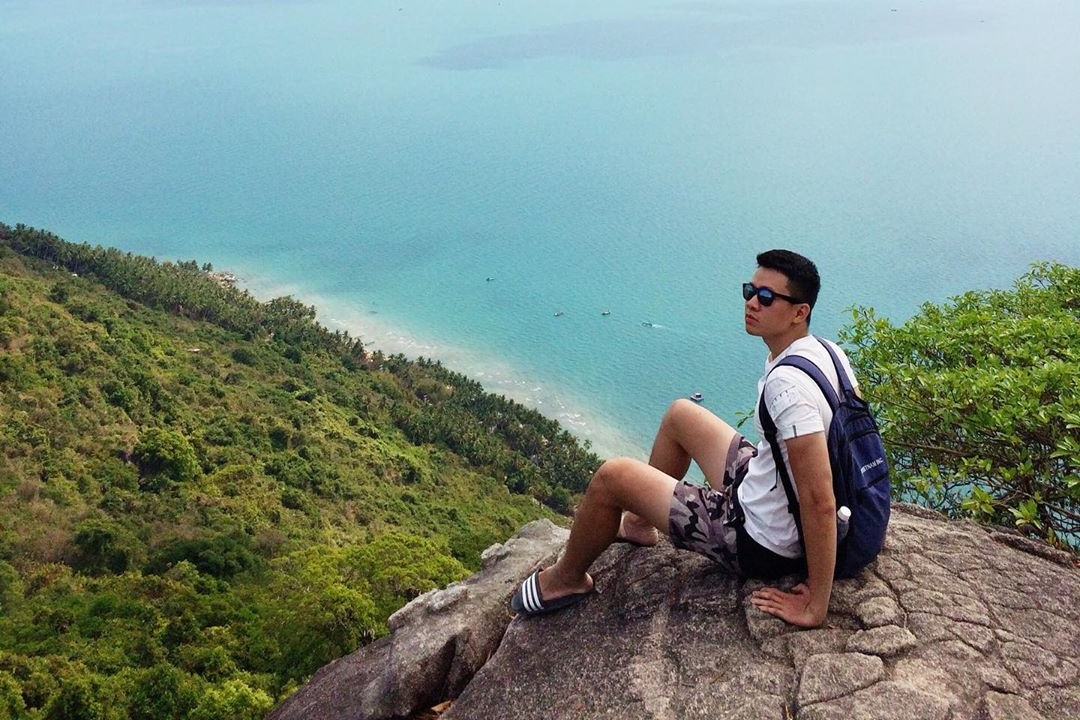 2 dia danh Ma Thien Lanh hut gioi tre kham pha hinh anh