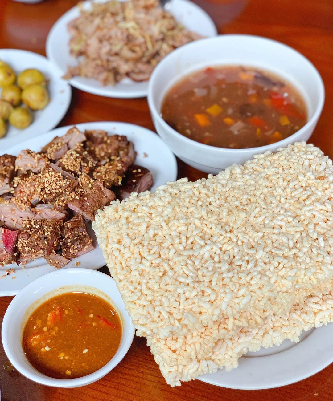 dac san com noi tieng anh 5